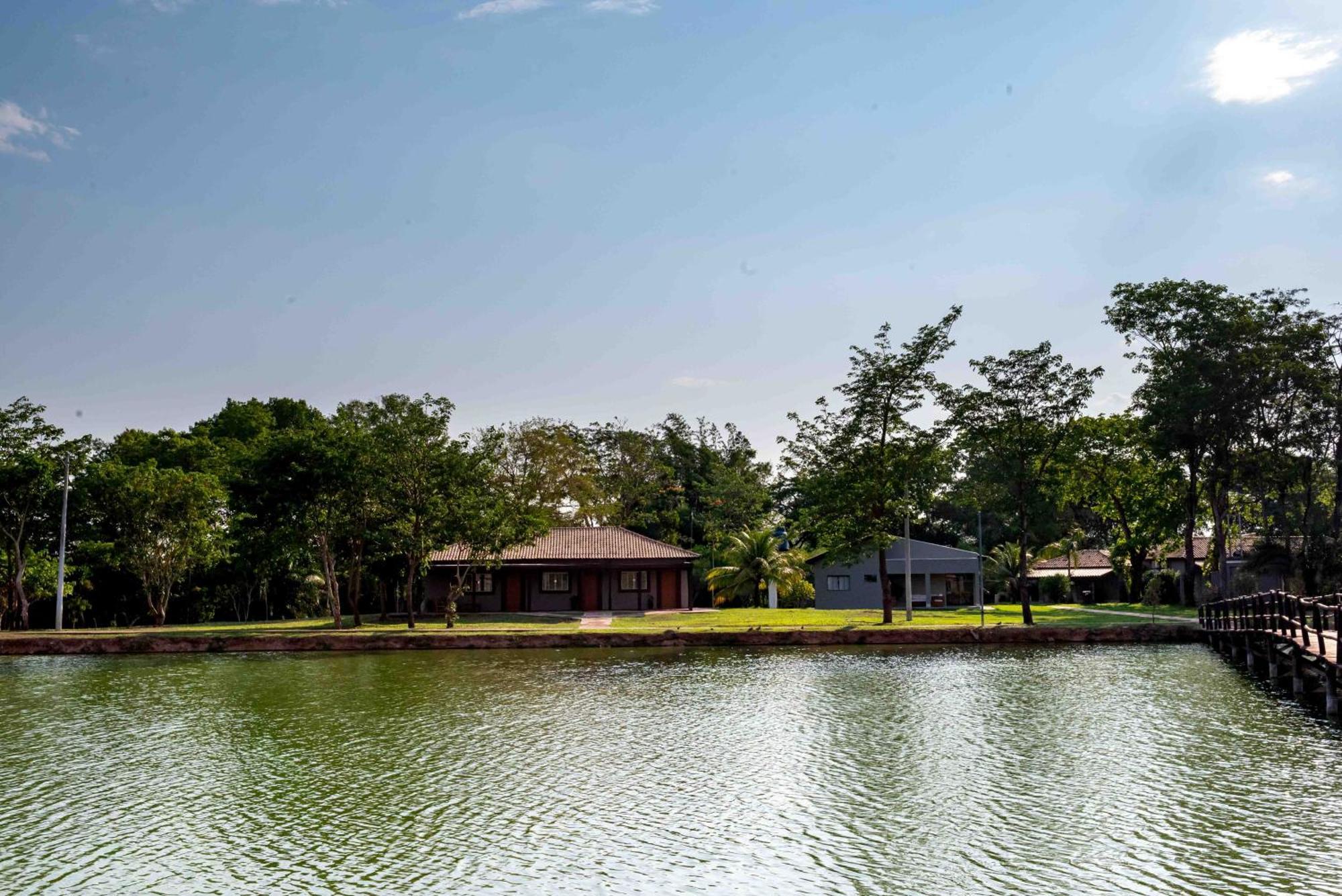 Spa Agua Milagrosa Cuiabá Extérieur photo