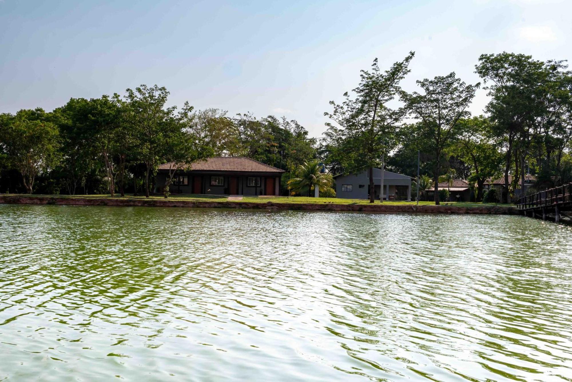 Spa Agua Milagrosa Cuiabá Extérieur photo